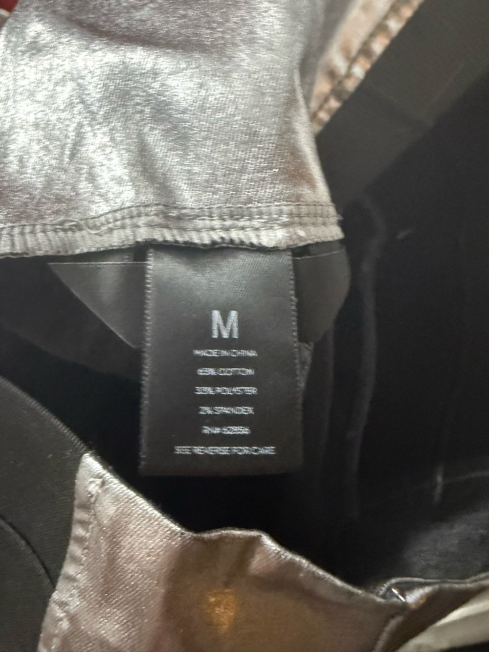 Simply Vera Vera Wang Silver Leggings with Black Waistband - Picture 3 of 5